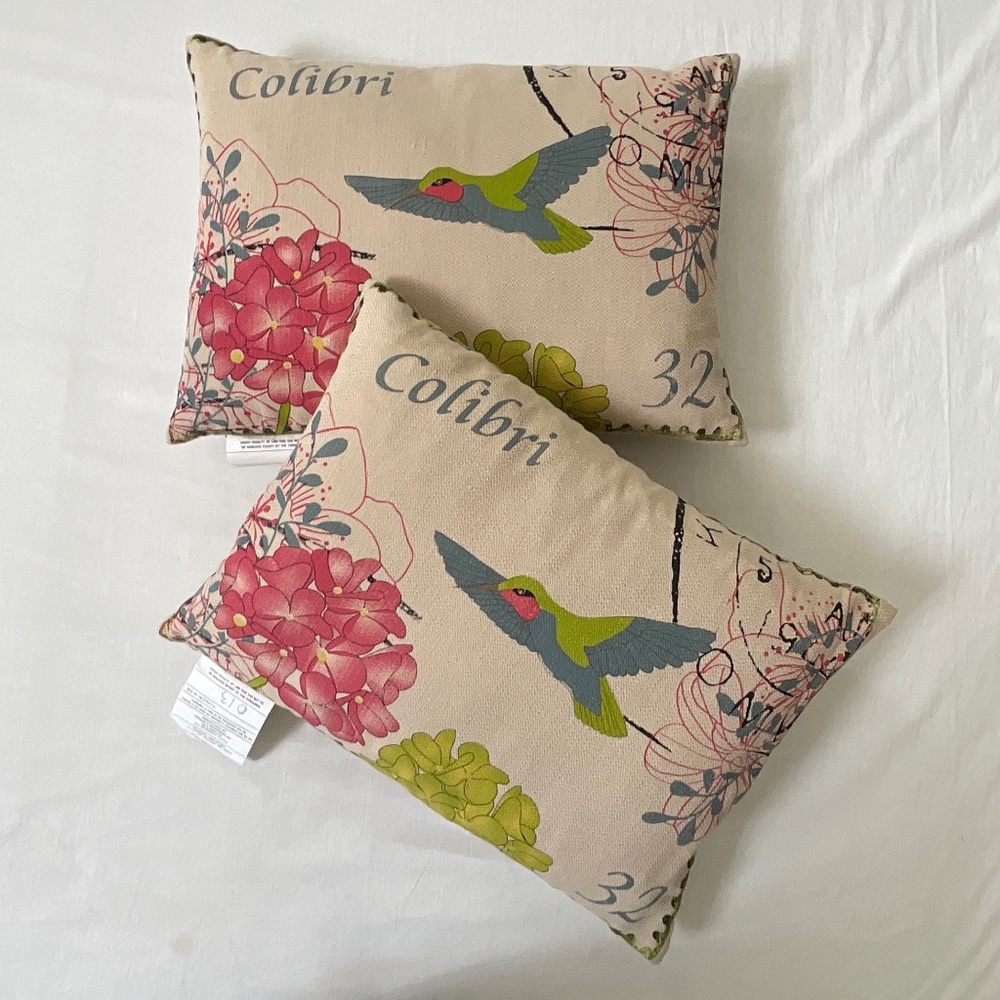 PAIR Colibri Bird Floral Accent Throw Pillows (#1)